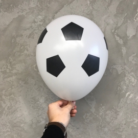 Шарик с принтом (рисунком) футбольного мяча